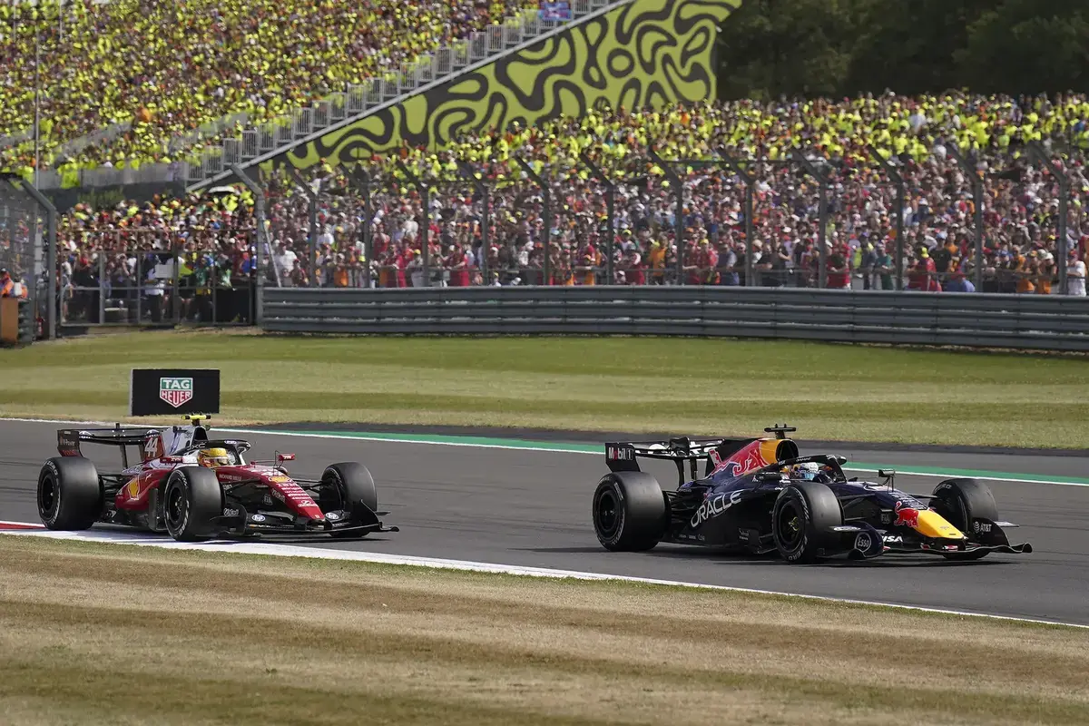 Van Silverstone naar Spa: Red Bull weet niet of zijn achtervleugel veilig genoeg is