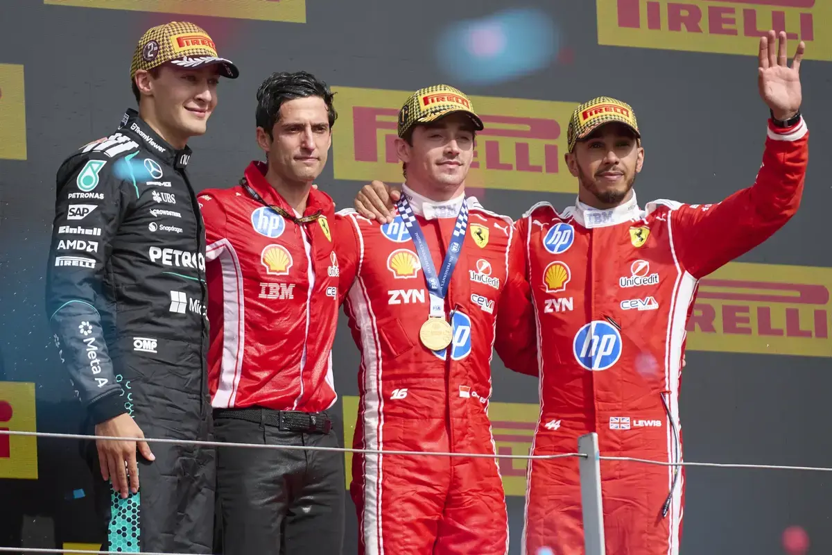 Hamilton behoudt derde plaats na berisping voor gele vlag overtreding op Silverstone