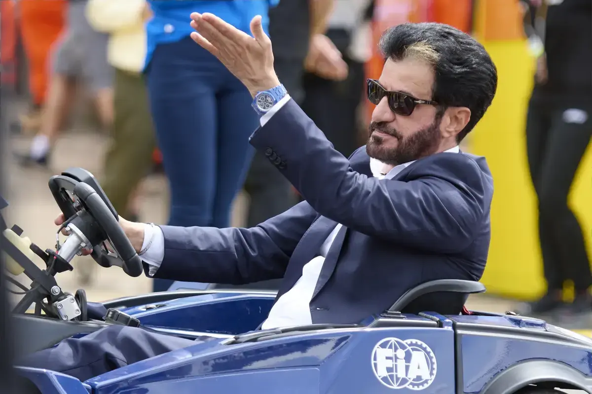 FIA onderzoekt terugkeer tankstops en V8-motoren voor nieuw F1-tijdperk vanaf 2031