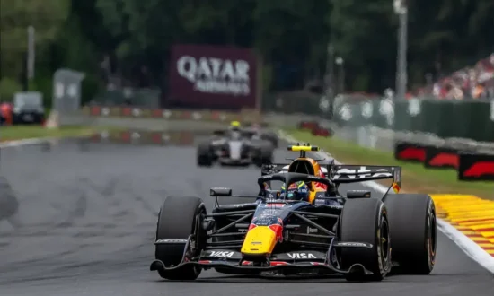 Red Bull-strategie verrast Hadjar zelf: ‘Ik was de weg even kwijt’