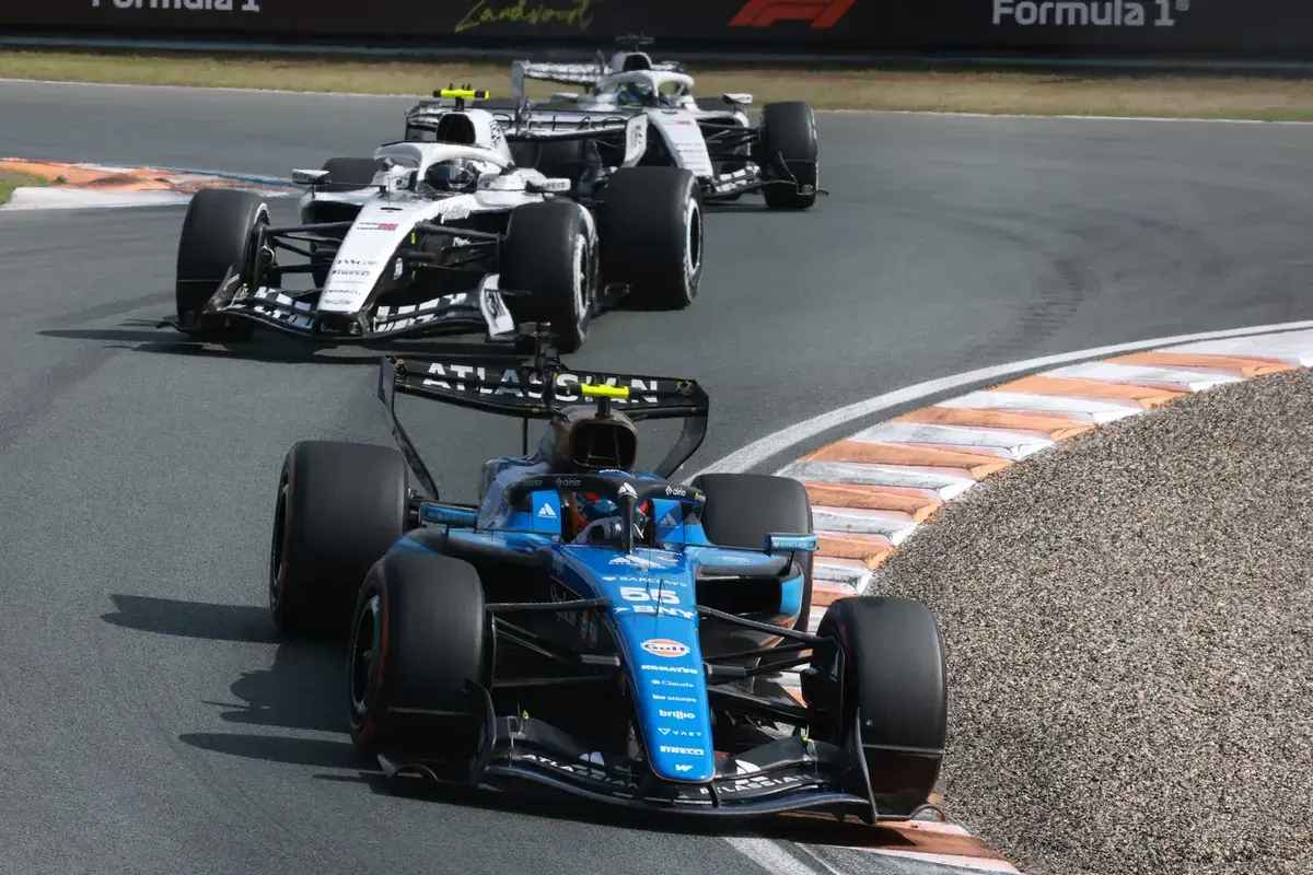 Sainz noemt verborgen reden achter nieuw contract bij Williams