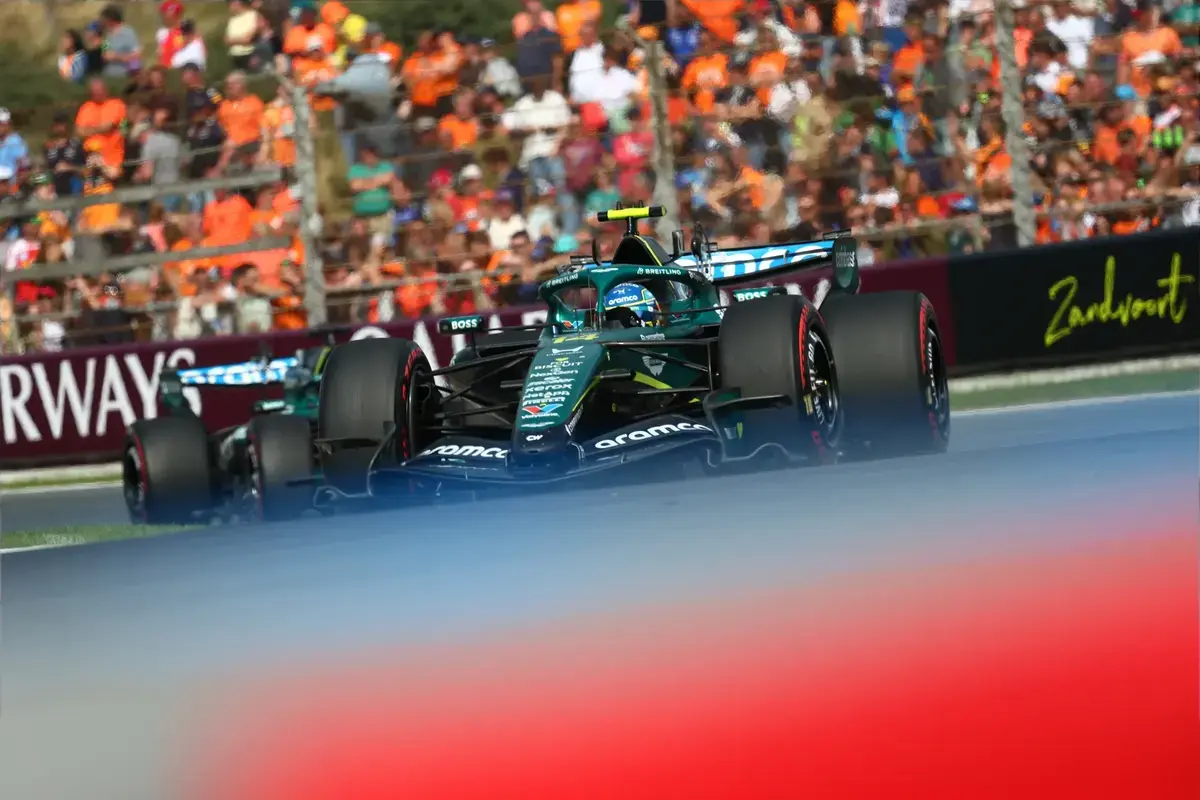 Alonso's kapotte vleugel in Zandvoort geeft Pirelli data voor discussie over meatball flag
