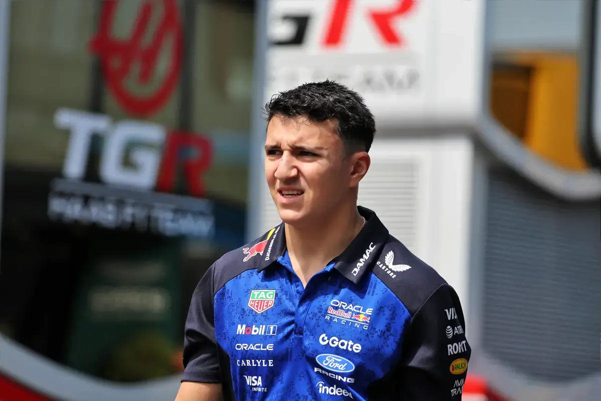 Isack Hadjar zou Zandvoort missen: Lawson terug bij Red Bull, Tsunoda naar Racing Bulls