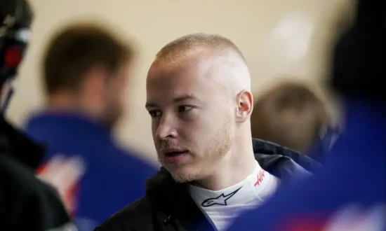 Russische en Belarussische coureurs mogen weer onder eigen vlag racen