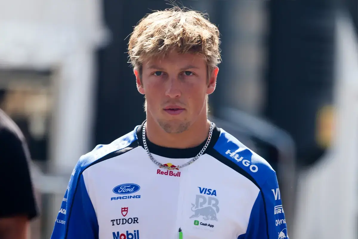 Tsolov ademt in zijn nek, toch geeft Red Bull Lawson weer een kans