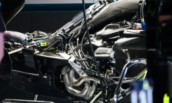 Mercedes legt uit waarom McLaren, Alpine en Williams minder motorvermogen krijgen