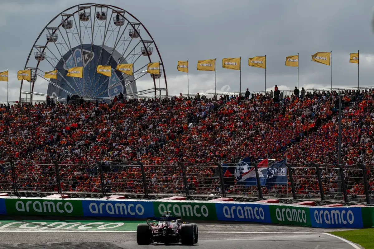 Hamilton geeft toe: zijn Ferrari-uithaal was 'niet de beste versie' van hemzelf