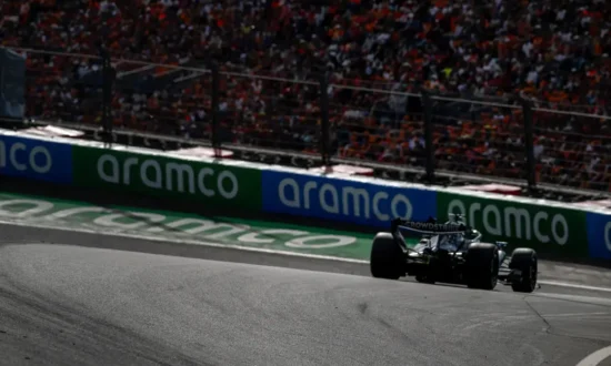 Russell in de knel: motorstraf dreigt en Steiner ziet ‘de volgende Bottas’