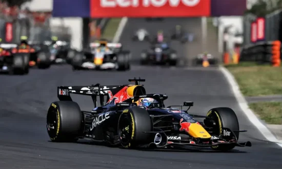 Verstappen haalt hard uit naar nieuwe F1-motoren: ‘Verschrikkelijk’