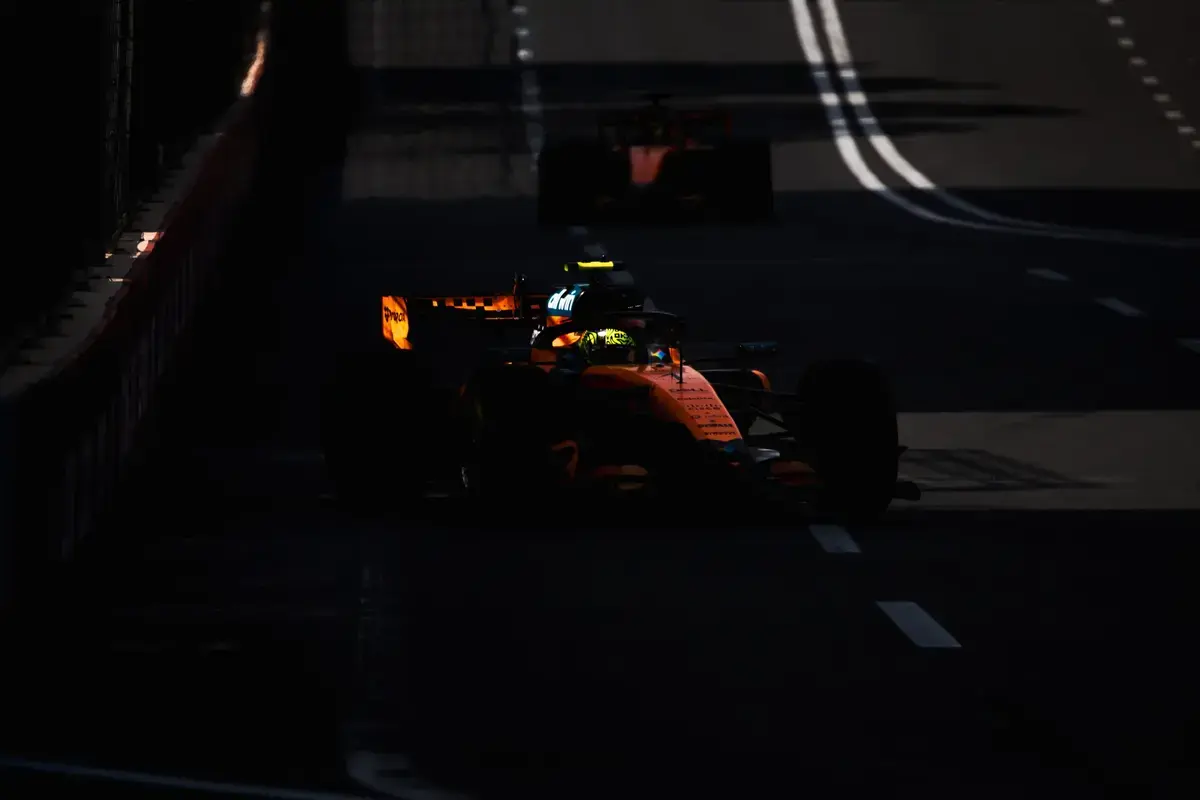 Briatore biedt excuses aan Norris en McLaren na crash Colapinto in Baku