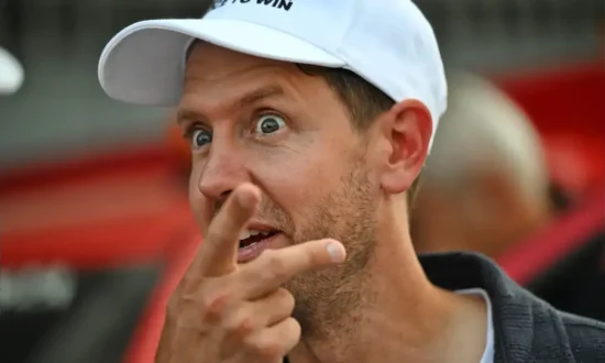 Vettel over boodschap aan Schumacher: ‘Jij rijdt, hij is van jou’