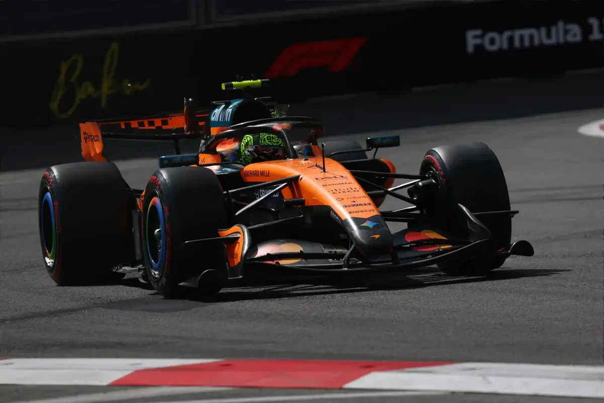 Norris eist raceverbod van één race voor Colapinto na crash in Baku