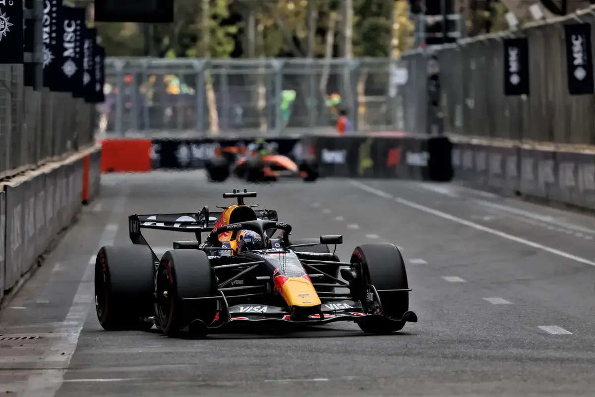Villeneuve verdedigt teamorders Red Bull na Azerbaijan GP: 'Het was perfect'