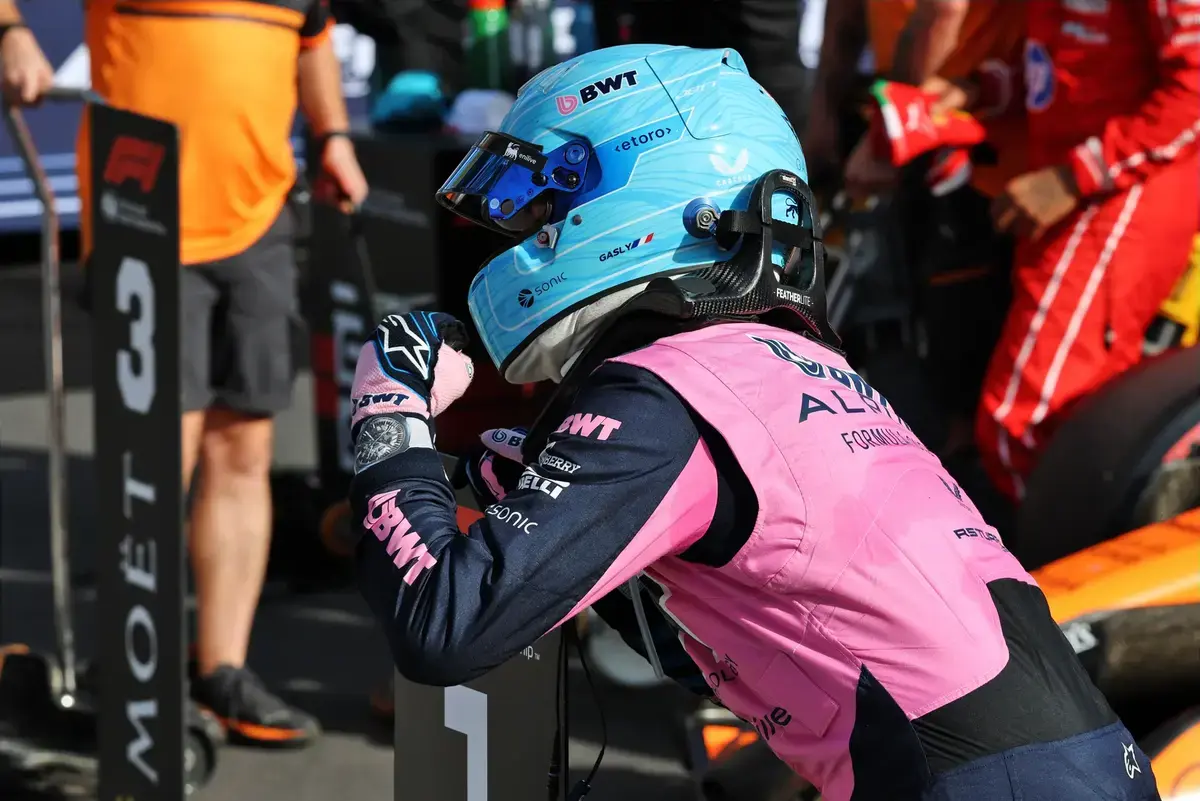Gasly pakt pole bij kwalificatie Monza, Piastri wacht mogelijk straf