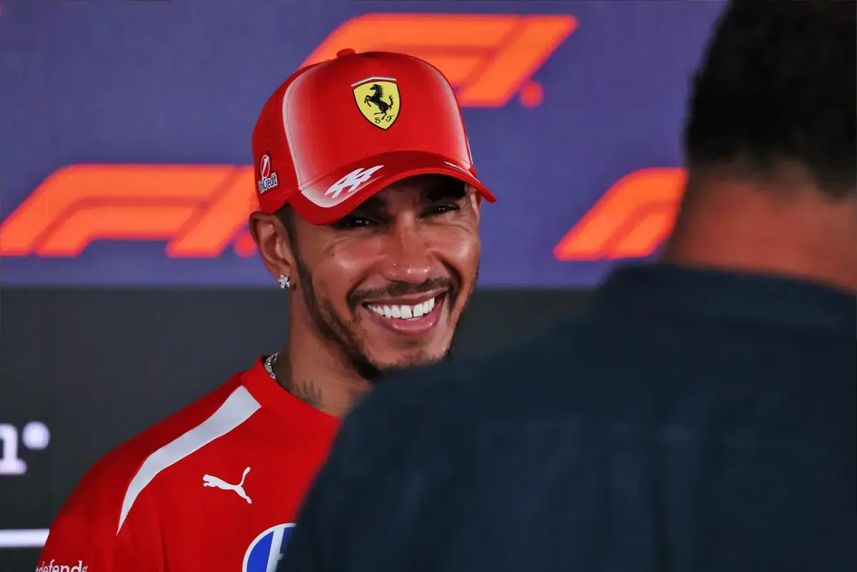 Hamilton hoopt dat Formule 1 seizoen afsluit zoals gepland in Midden-Oosten