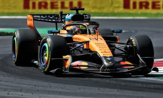 Piastri verliest P3 op Monza na gridstraf voor hinderen van Lawson