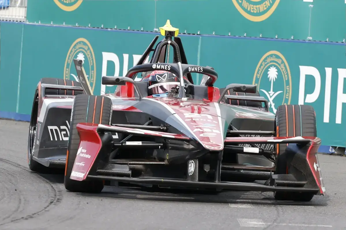 Formule E: Mahindra houdt Nyck de Vries en Edoardo Mortara voor seizoen 13 met Gen4-auto