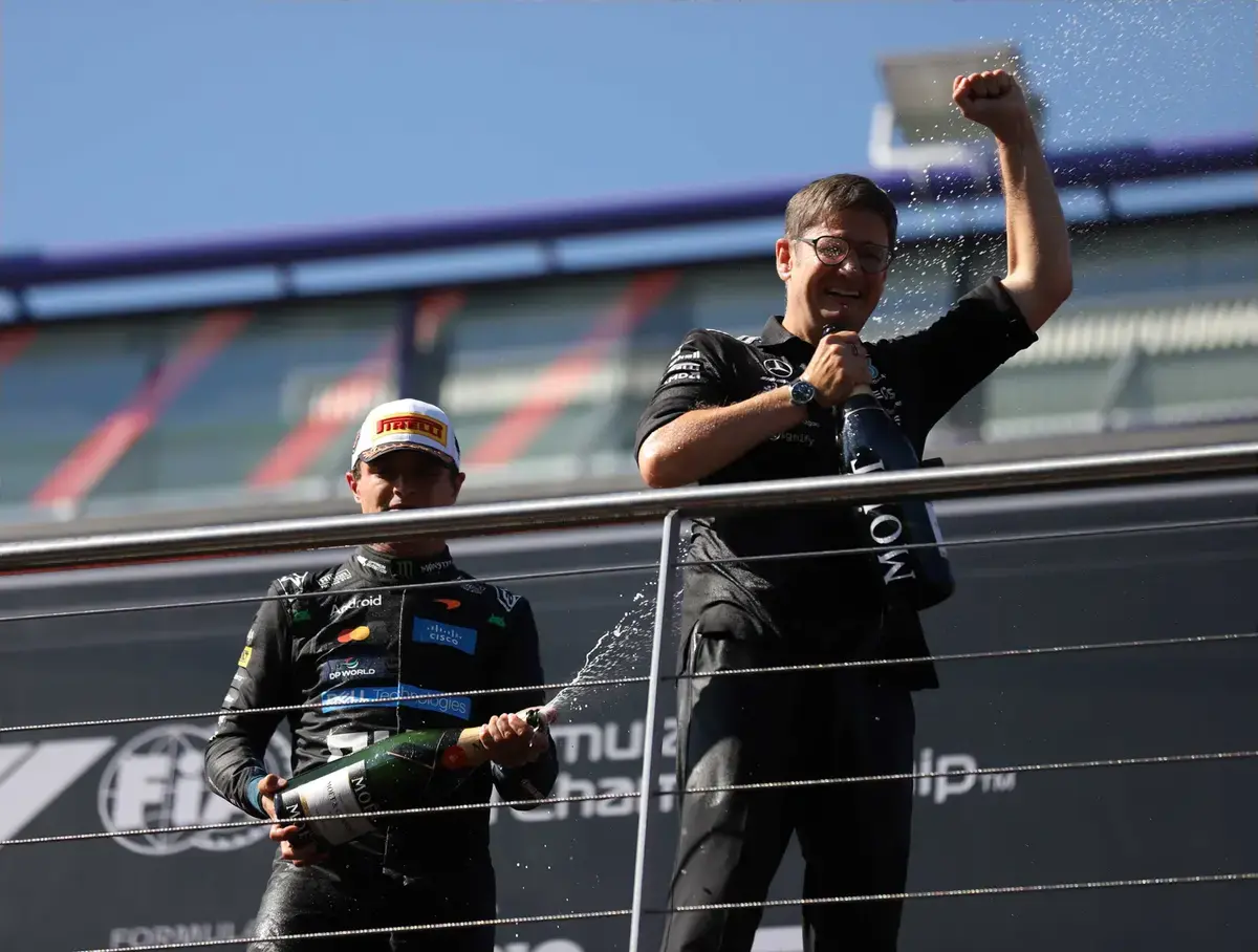 Norris testte al in Le Mans-bolide van McLaren, maar kalender 2027 zit hem nog in de weg