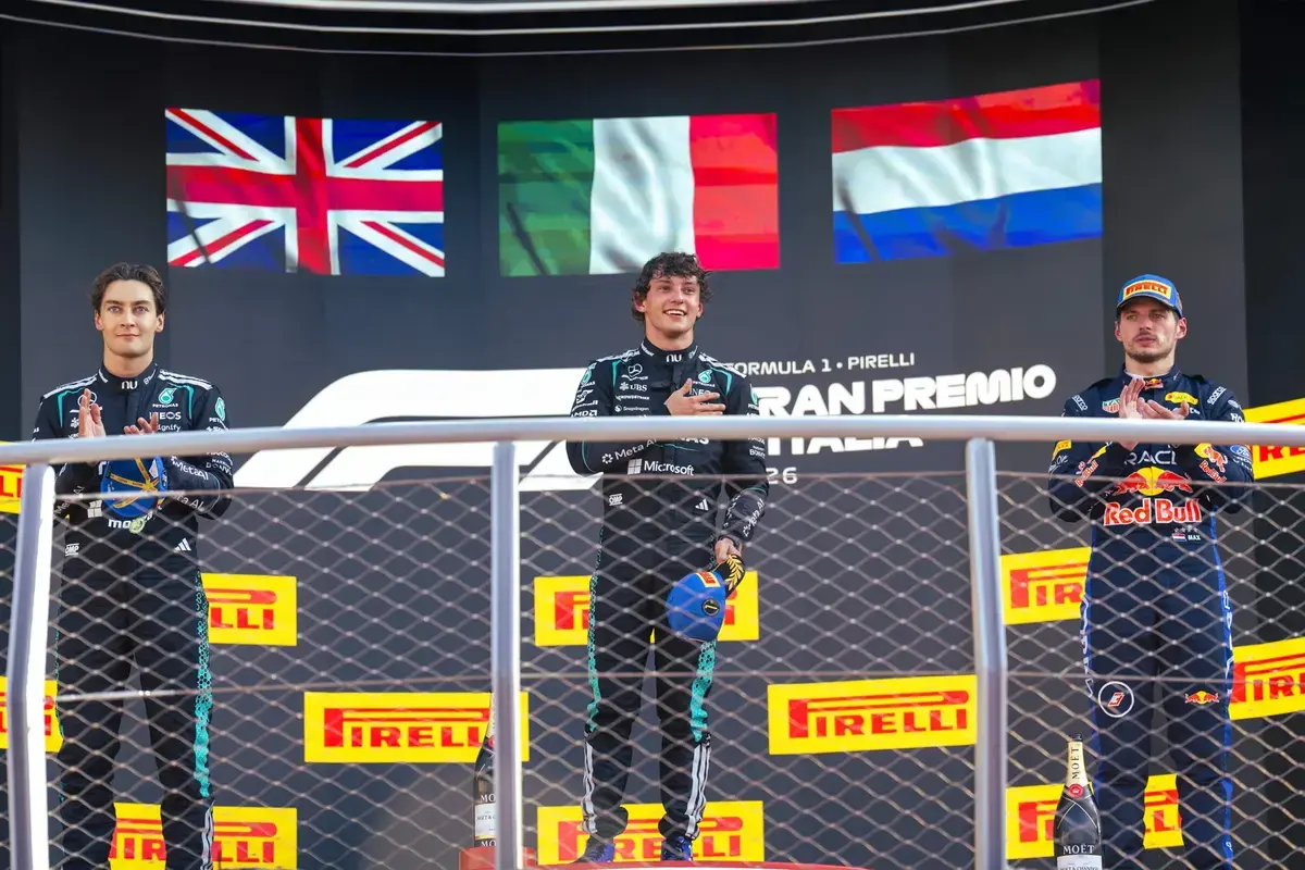 Russell over uitfluiten in Monza: 'Ik lachte het gewoon weg'