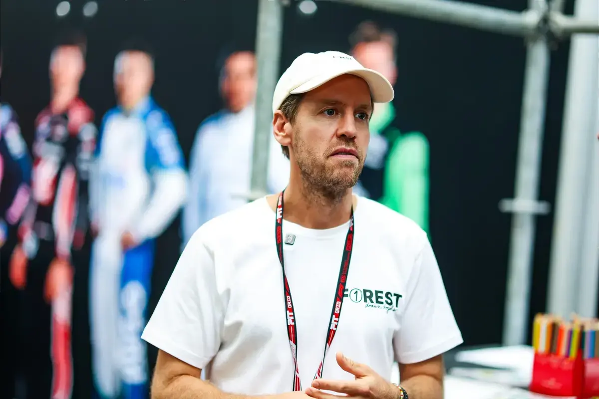 Vettel: 'Er is nog een race te winnen, voor mijn vriend Michael'