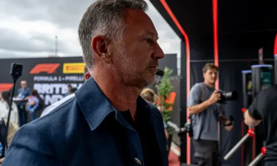 Christian Horner gaat niet naar Ferrari en wil alleen terugkeren met aandelen