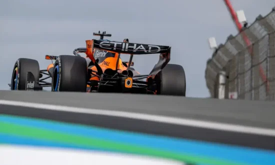 McLaren brengt draaiende achtervleugel H-Wing naar Monza