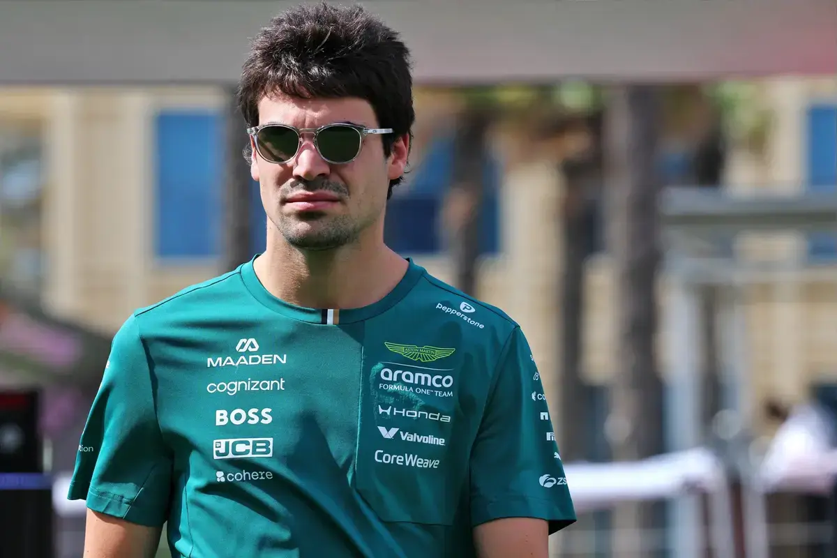 FIA waarschuwt Stroll twee keer na te langzame outlaps in Q1 en Q2 op Sepang