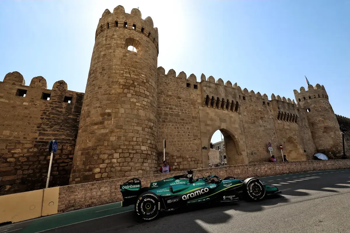 Stroll ontwijkt vraag of Aston Martin Honda laat vallen