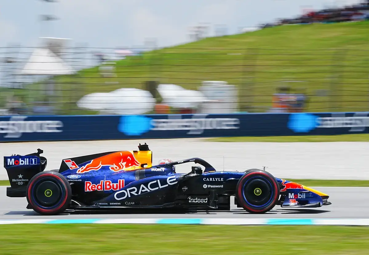 90 procent kans op regen, maar er vielen alleen wat druppels op Sepang