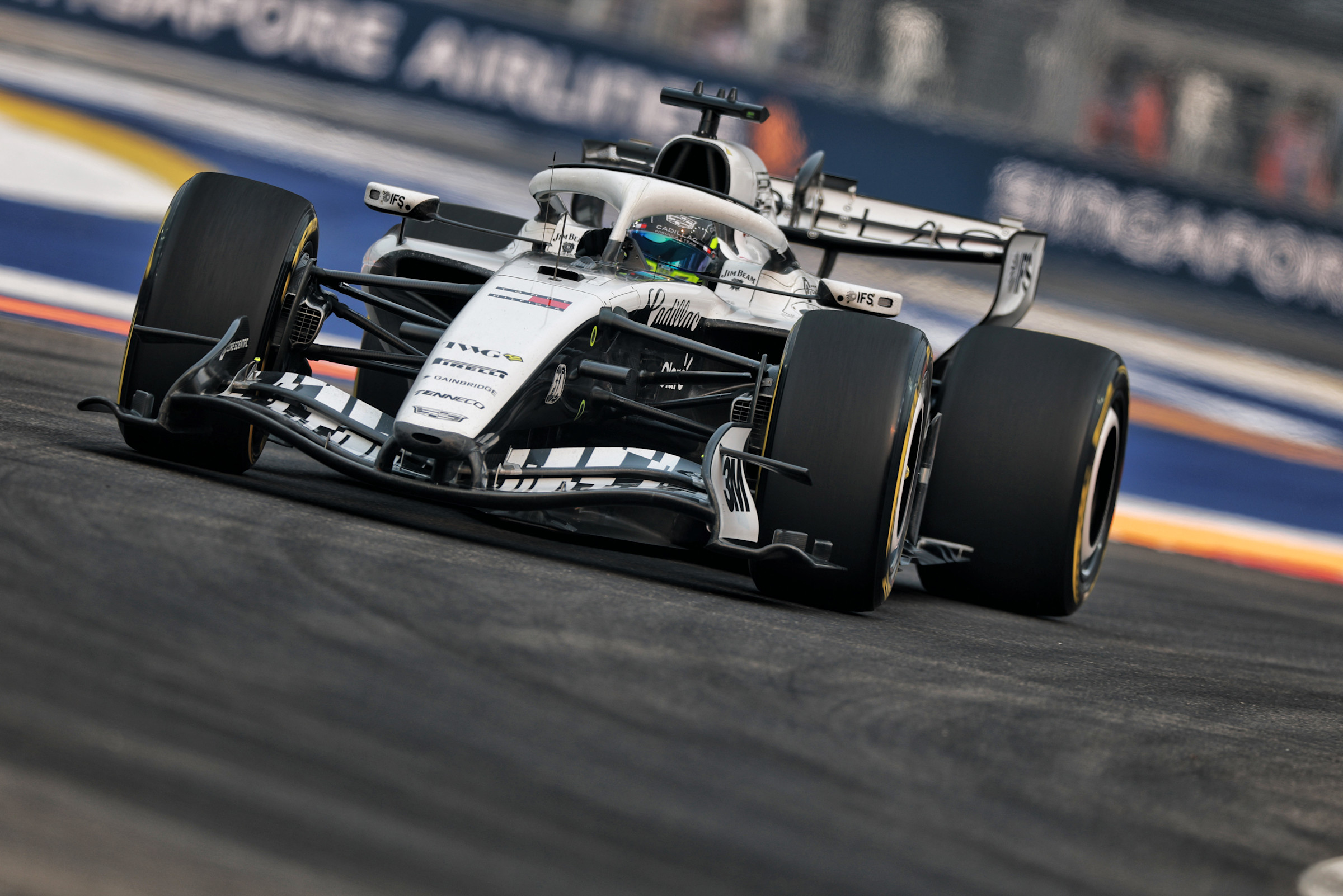 Sergio Perez rijdt in Mexico City zijn 300e Grand Prix