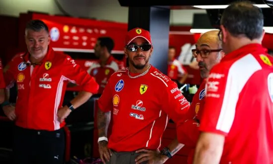 Hamilton wilde naar Red Bull, schrijft Horner in zijn boek Drive