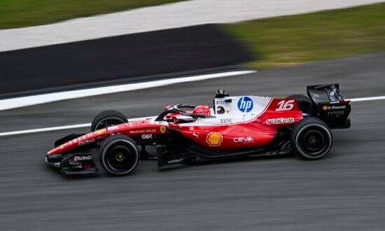 FIA schrijft vanaf 2027 één velg voor in kwalificatie en race