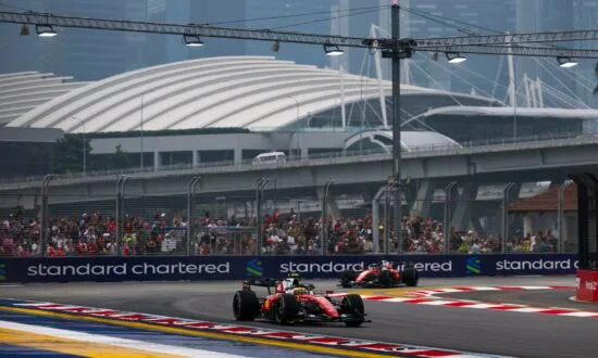 Hamilton en Ferrari moeten volgens Chandhok een nieuwe start maken na strategiefout in Singapore