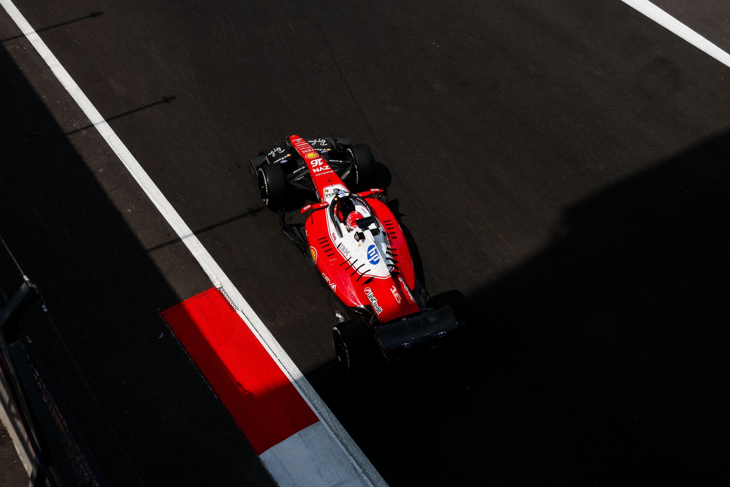 Leclerc is ook in de tweede training in Mexico-Stad de snelste