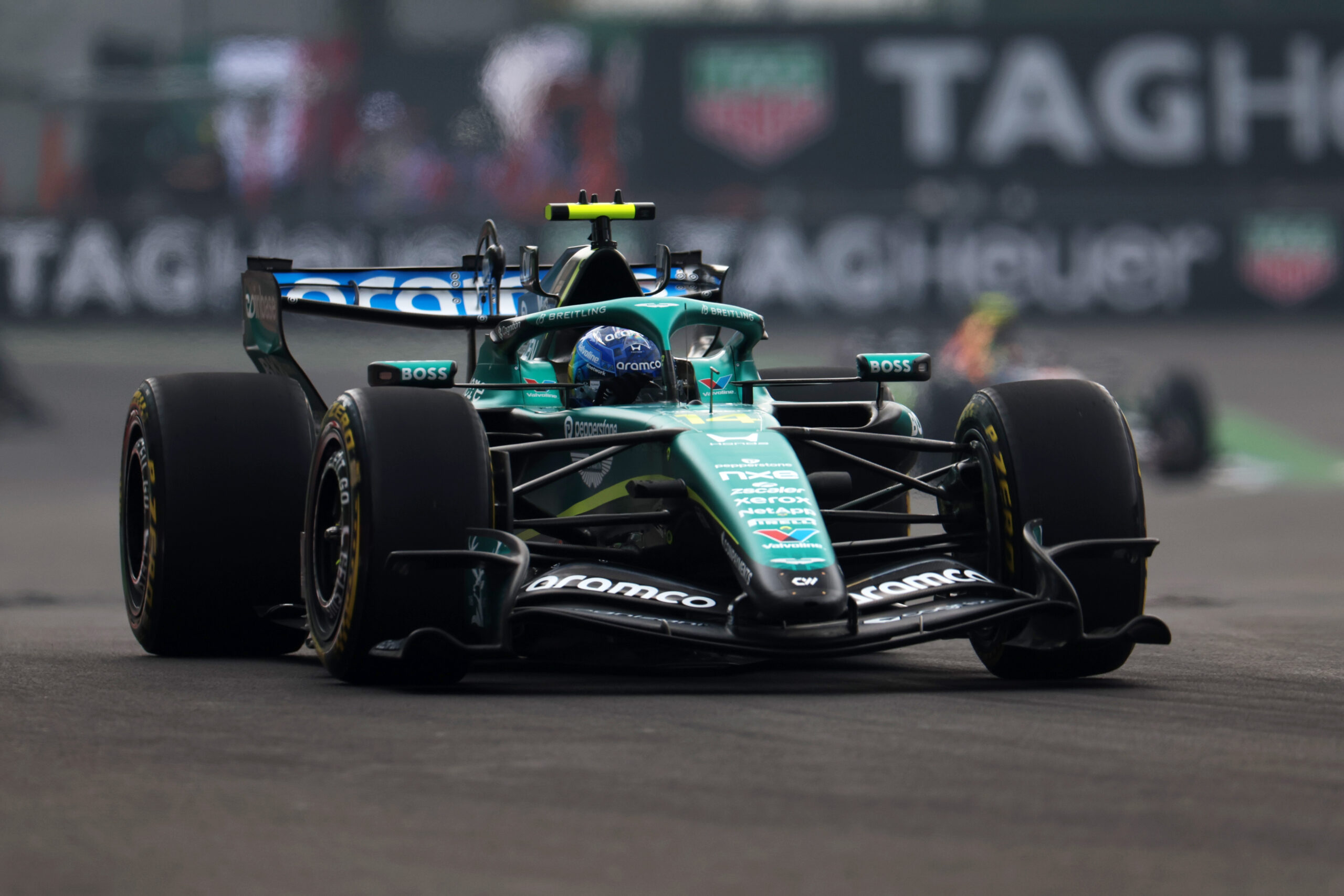 Alonso zegt dat Aston Martin in Mexico-Stad beter presteerde dan hij verwachtte