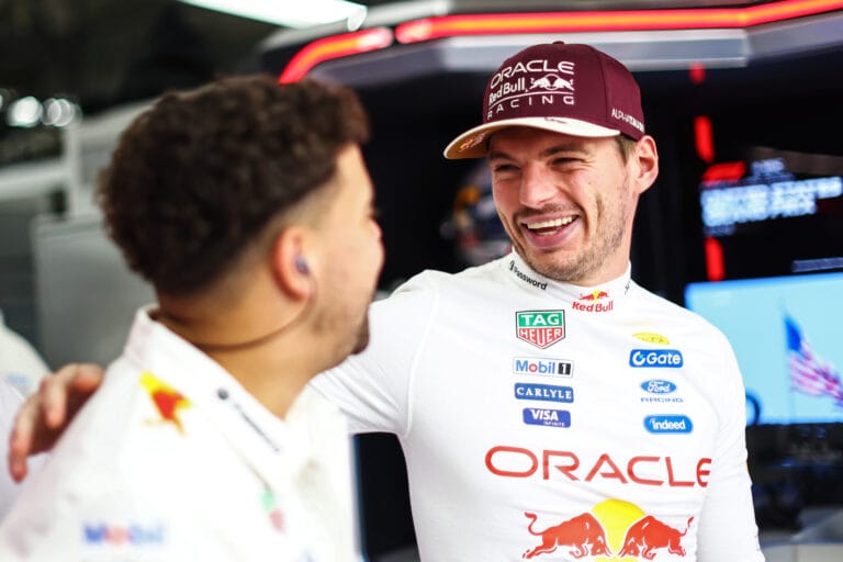Verstappen over het boek van Horner: ‘Ik lees zelf eigenlijk geen boeken’