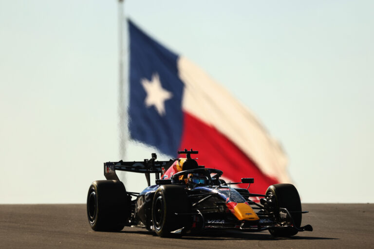Leclerc maakt het compleet in Austin, maar Antonelli zit hem op de hielen