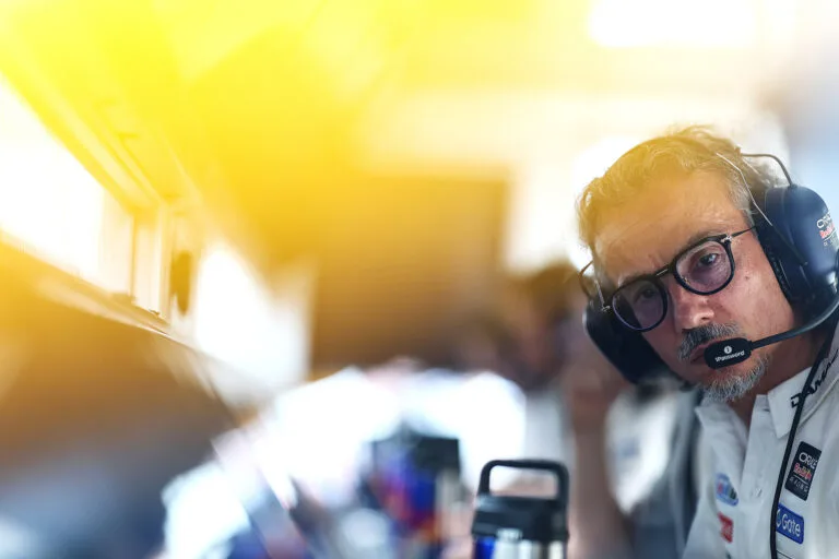 Red Bull lost startprobleem pas in 2027 volledig op, zegt Mekies