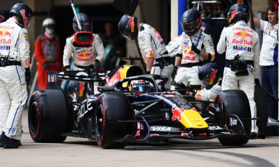 Verstappen raakte in Austin puin en liep schade op, zegt Mekies