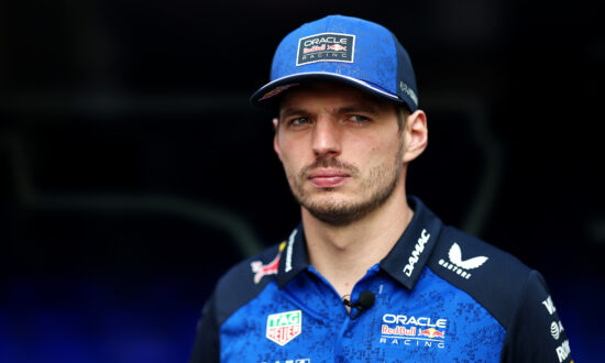 Verstappen vindt het niet vreemd dat Antonelli en Bottas ziek zijn