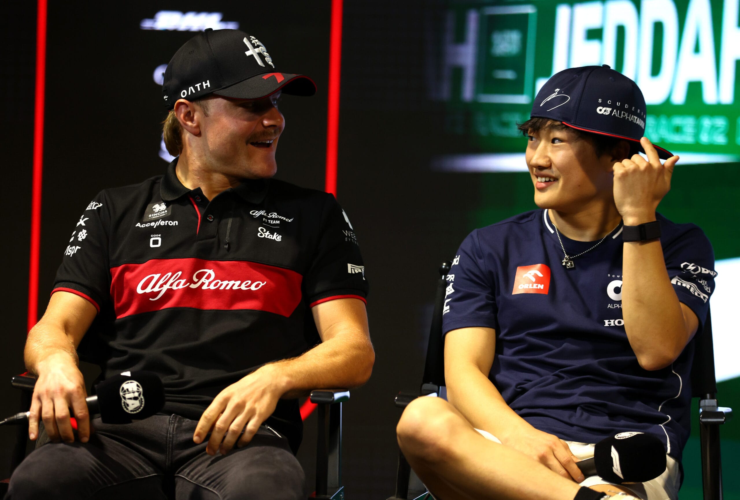 Bottas haalt bijna €50.000 op voor neushoornopvang Care for Wild